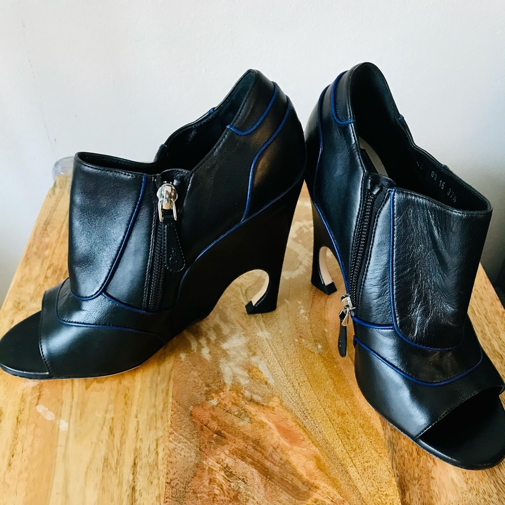 CHRISTIAN DIOR Black ankle boots